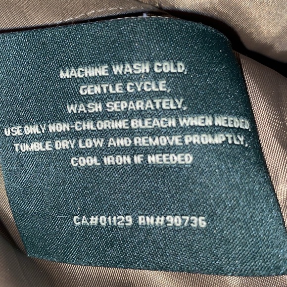 Lauren Ralph Lauren Men's Classic Tan Coat With Removable Quilted Lining - Picture 12 of 15